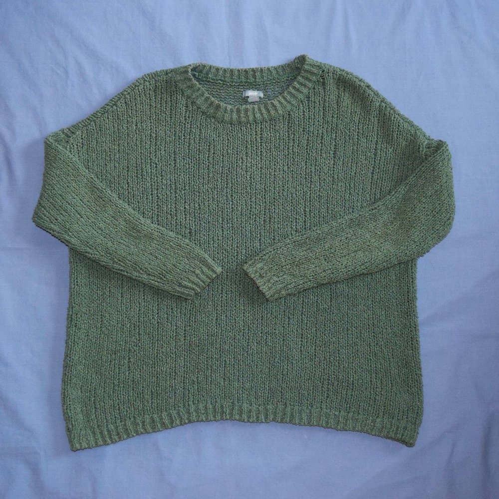 Green Open-stich Sweater